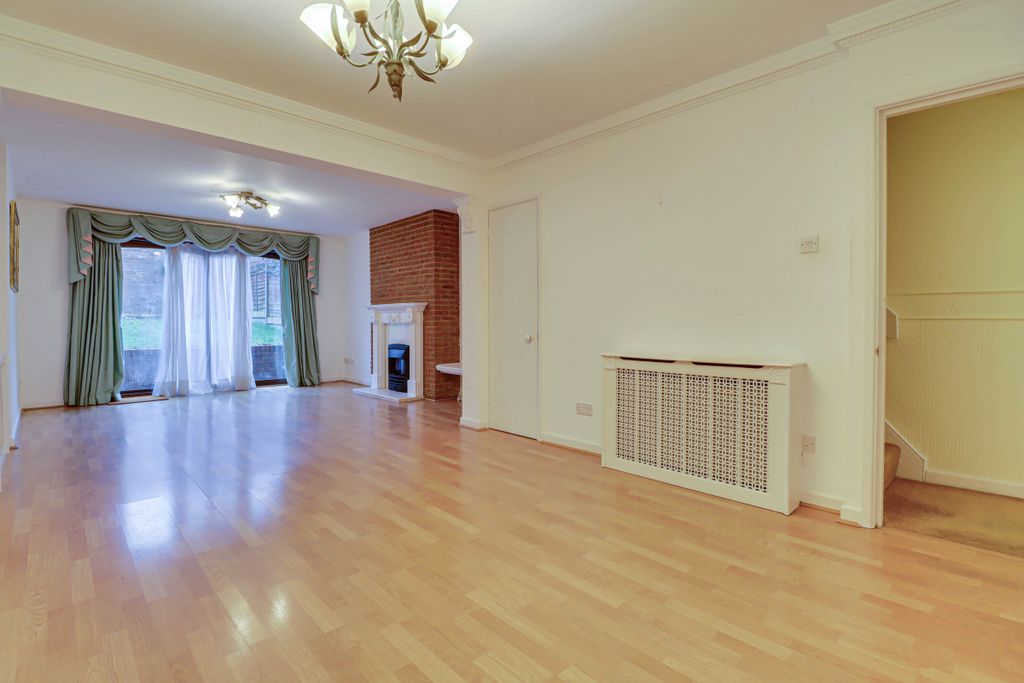 Property photo 2 of 15 Living Room/Dining Room