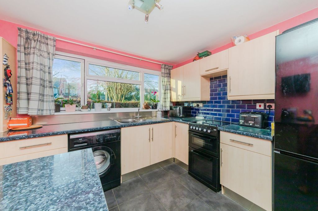 Property photo 3 of 13