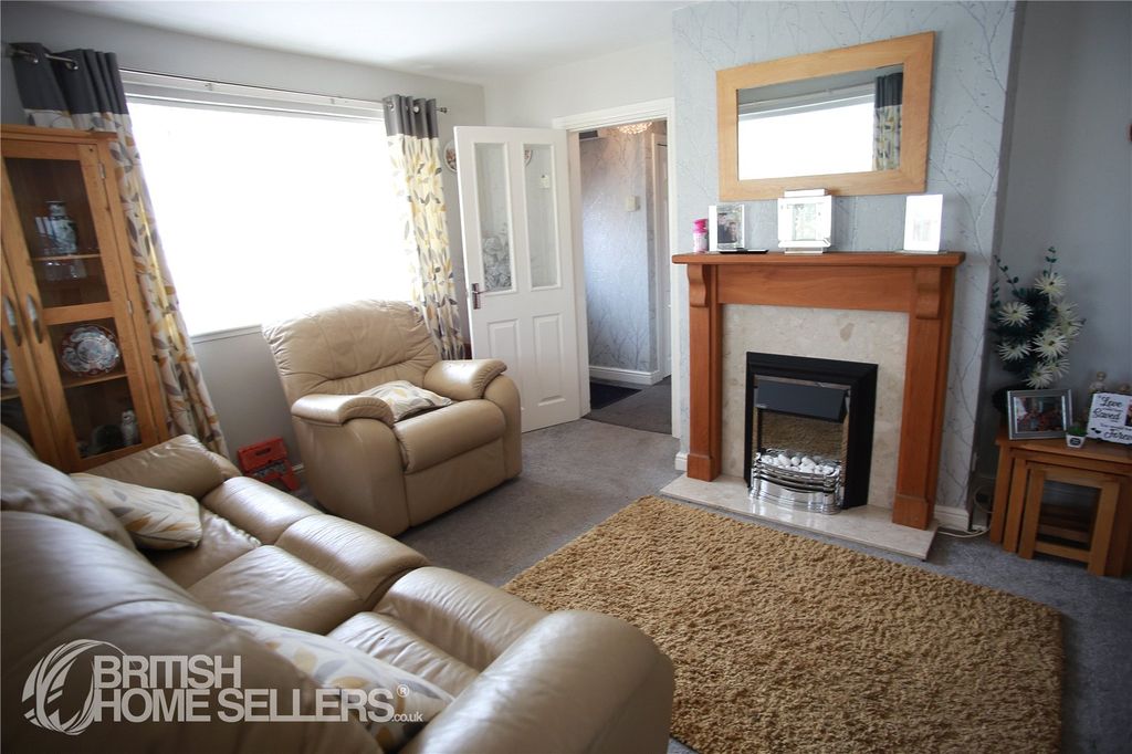 Property photo 3 of 17 3