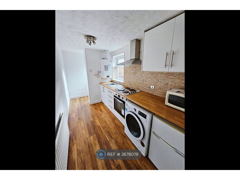 Property photo 3 of 6