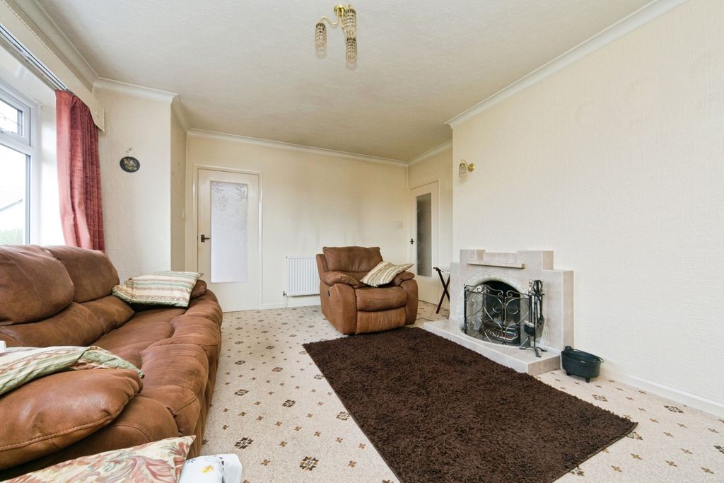 Property photo 3 of 22 Pbox-Img.Jpg