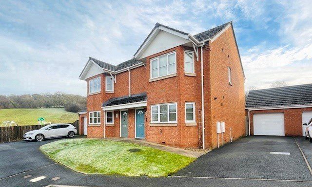 Property photo 1 of 12 Picture No. 14