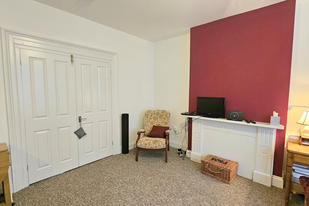 Property photo 3 of 7 Kitchen-Living Room