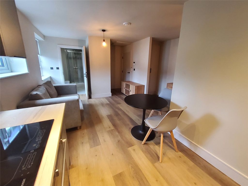 Property photo 3 of 6 Picture No. 13