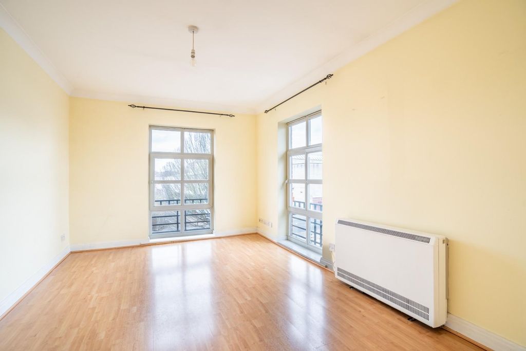 Property photo 2 of 9 Bc-1.Jpg