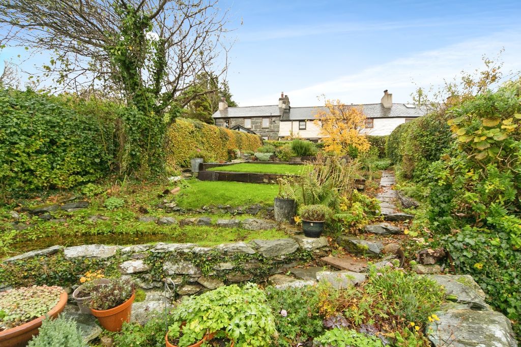 Property photo 1 of 17 Photo