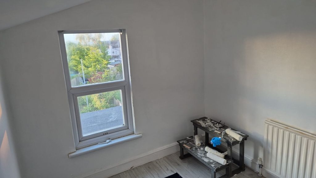 Property photo 3 of 3