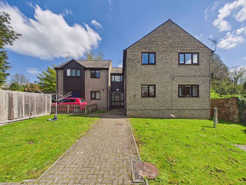 Property photo 1 of 6