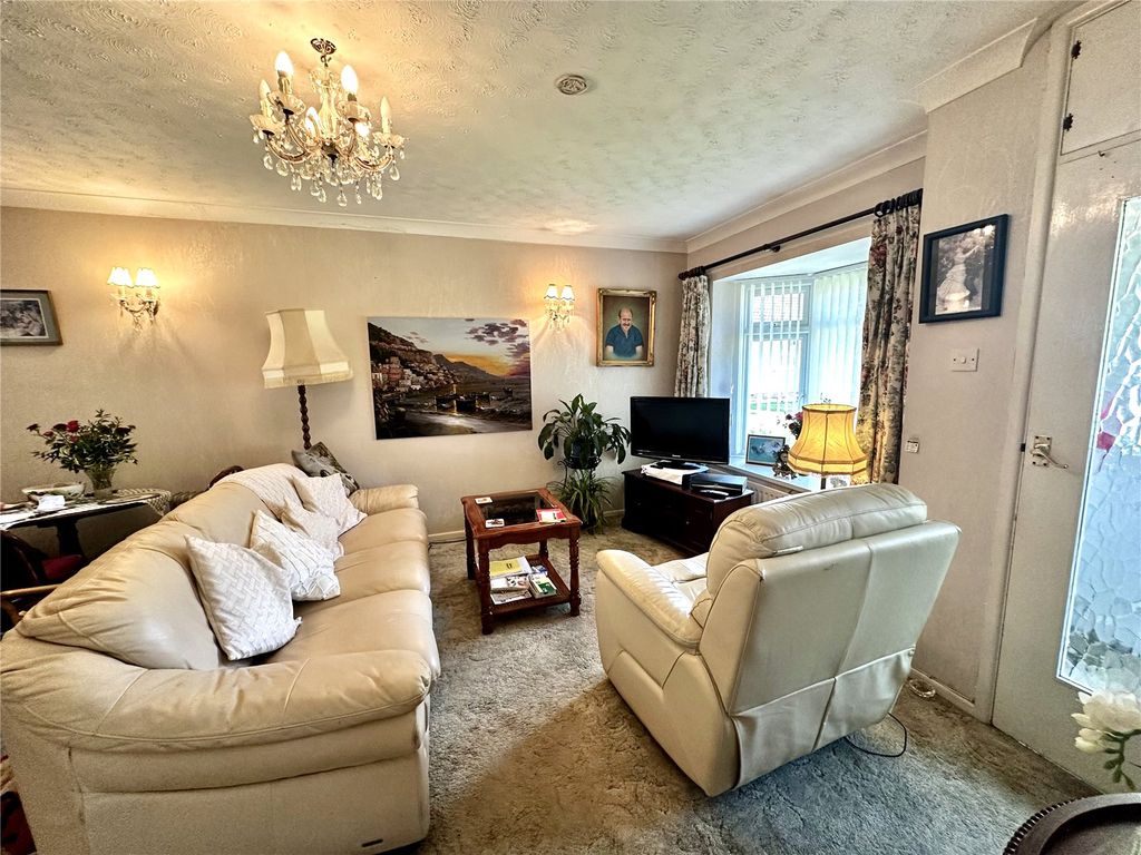 Property photo 3 of 9 Picture No. 04