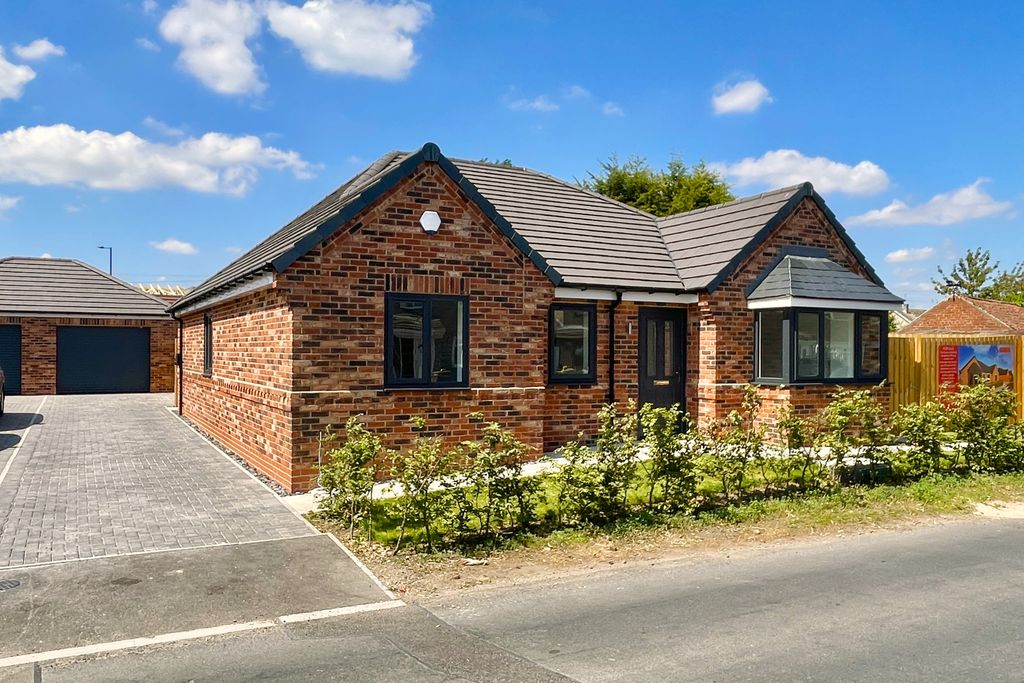 Property photo 1 of 25 2