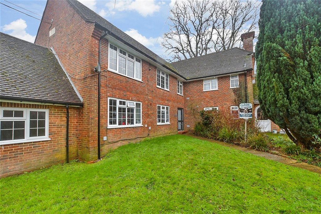 Property photo 1 of 13 External (Web).