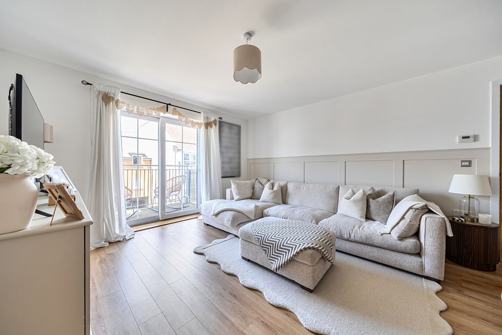 Property photo 1 of 23 1487133-13-6A47A3...