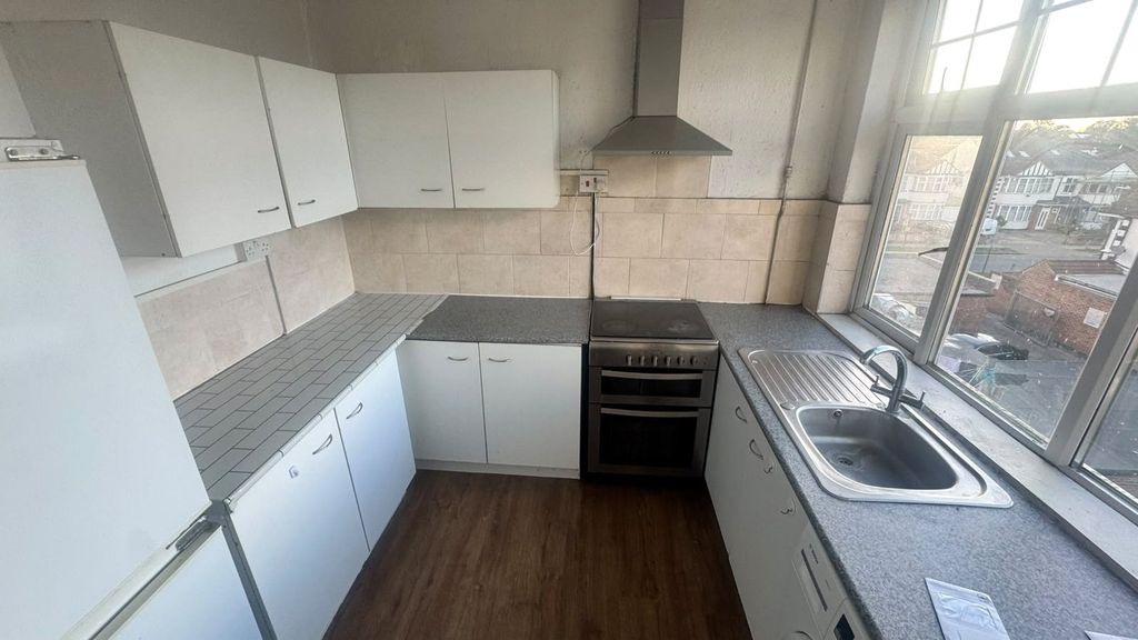 Property photo 1 of 10 Picture No. 02