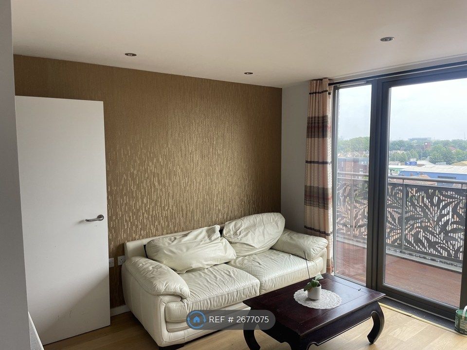 Property photo 2 of 6