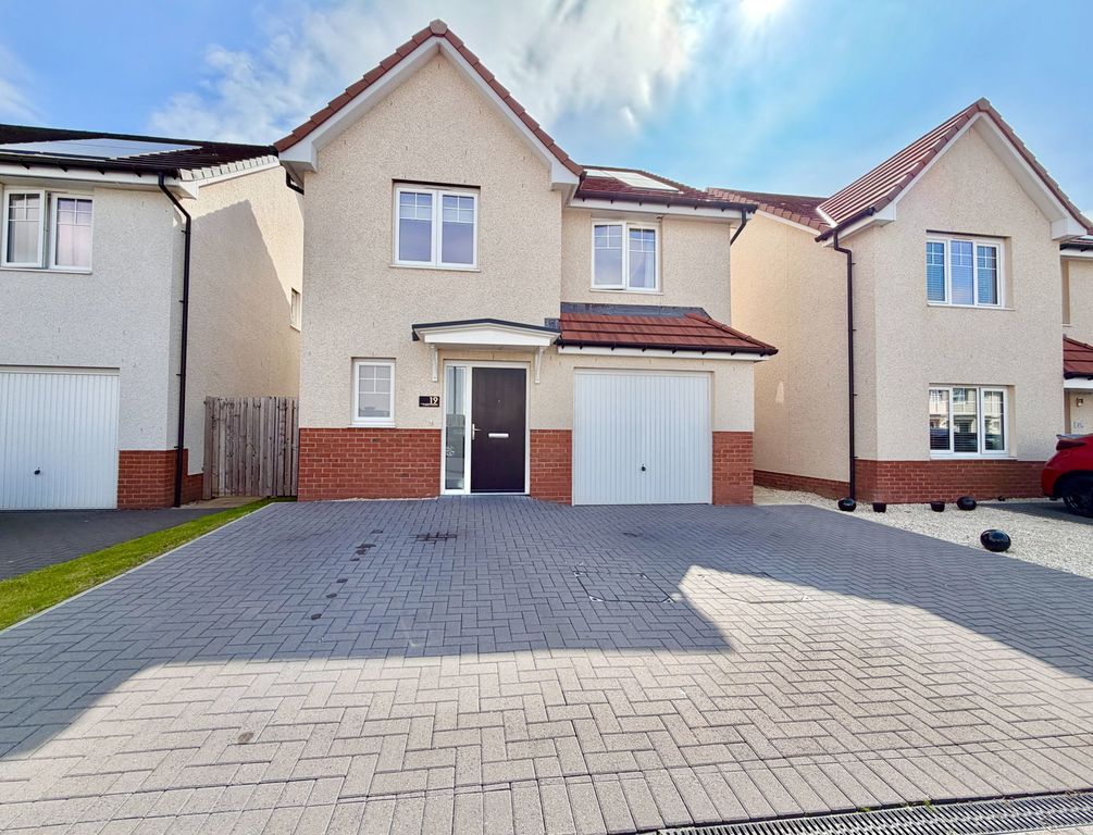 Property photo 1 of 33