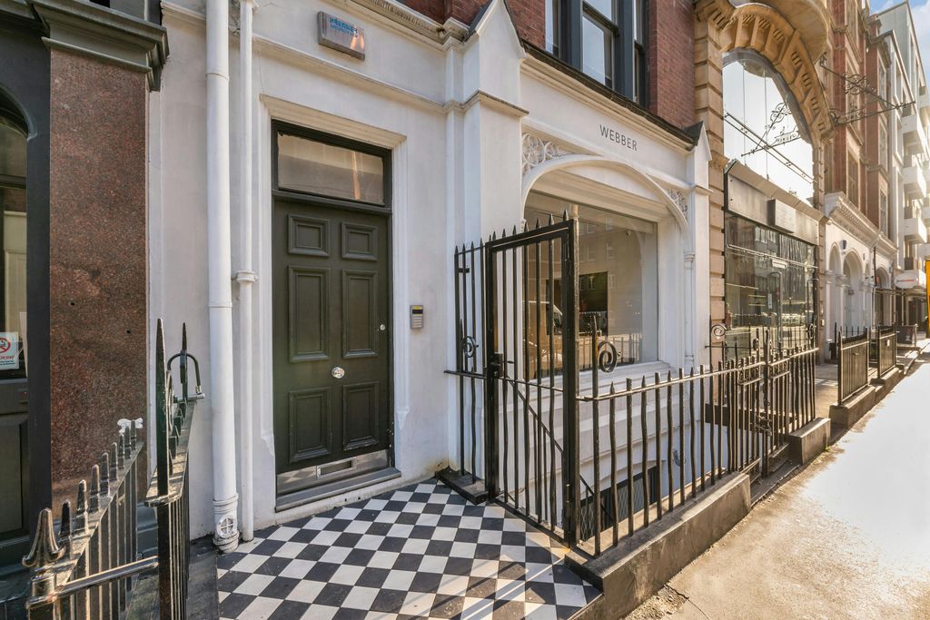 Property photo 3 of 20 Entrance.Jpg