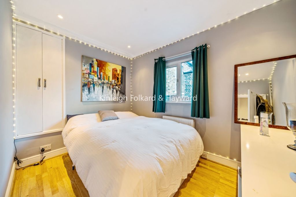 Property photo 2 of 6 329A5c5d-4025-4A42-9