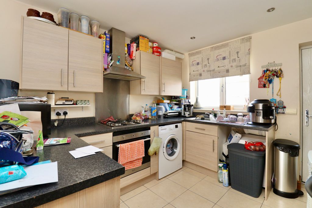 Property photo 3 of 8 Img_7131