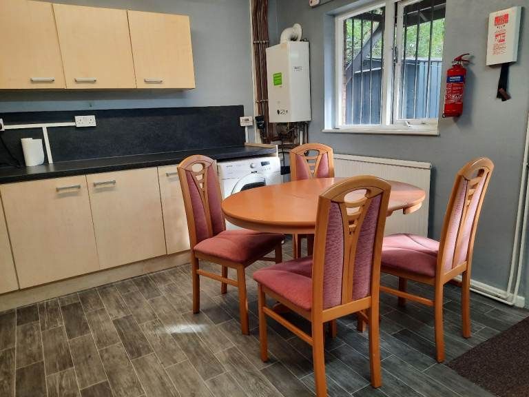 Property photo 3 of 7