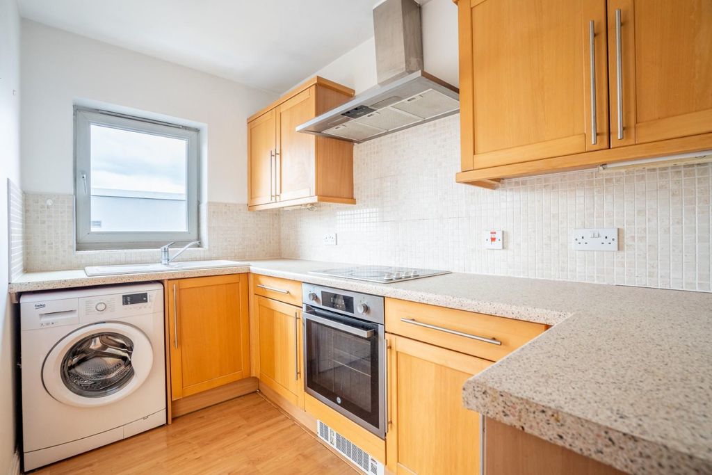 Property photo 3 of 9 Bc-10.Jpg