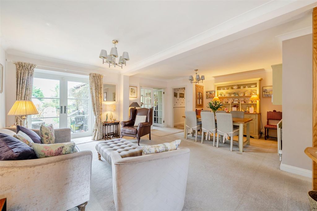 Property photo 2 of 22 1428939-14-69B9559Ebfc8c.Jpg