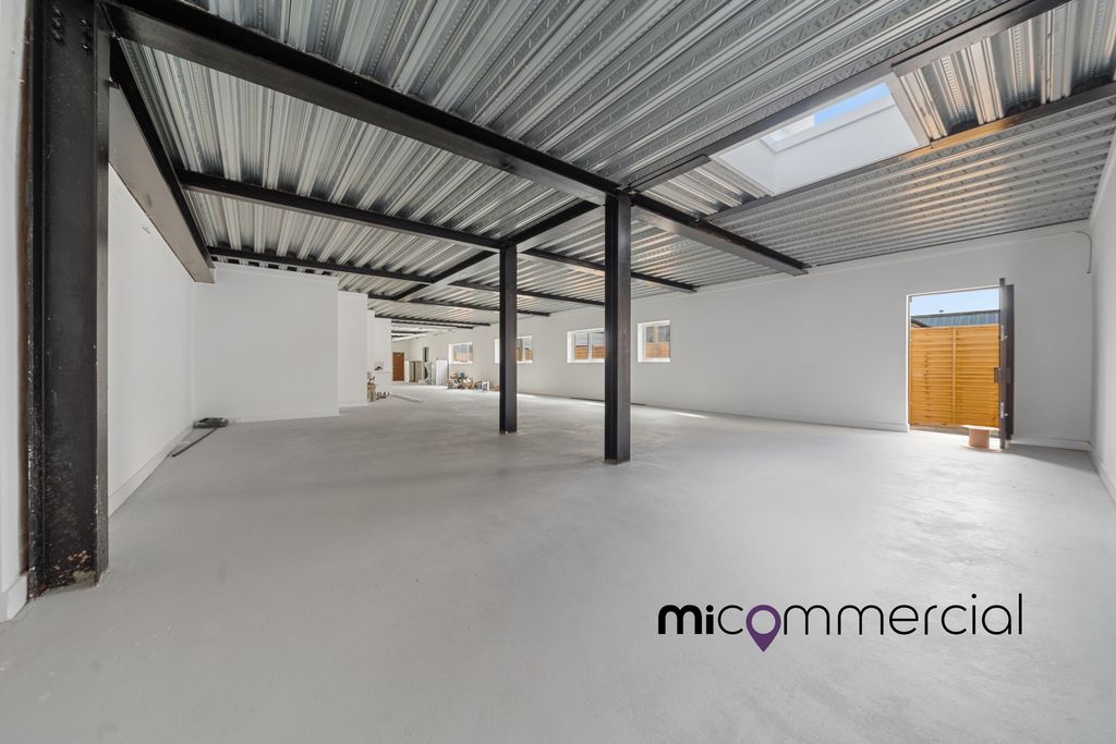 Property photo 1 of 12 7