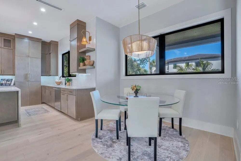 Property photo 3 of 20 <Alttext/>