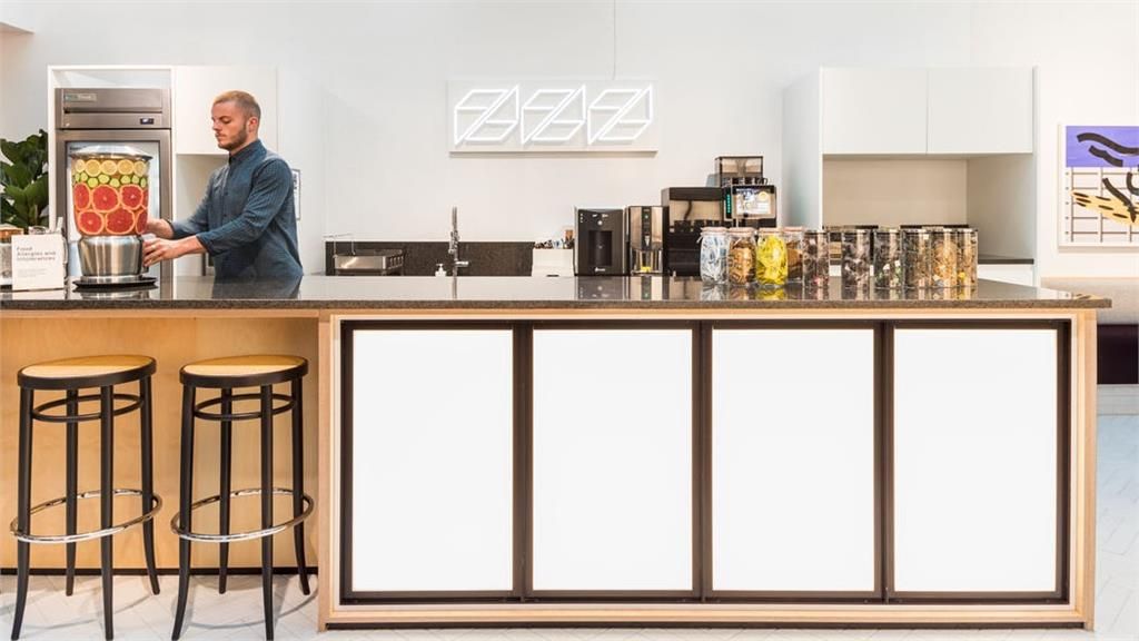 Property photo 2 of 6 Photo 1