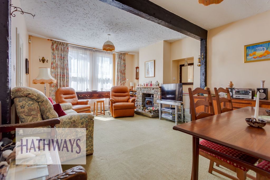 Property photo 2 of 48