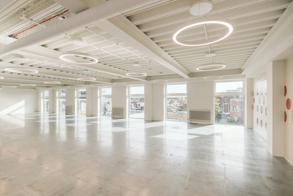 Property photo 3 of 9 241017 Mansel Court67.Jpg