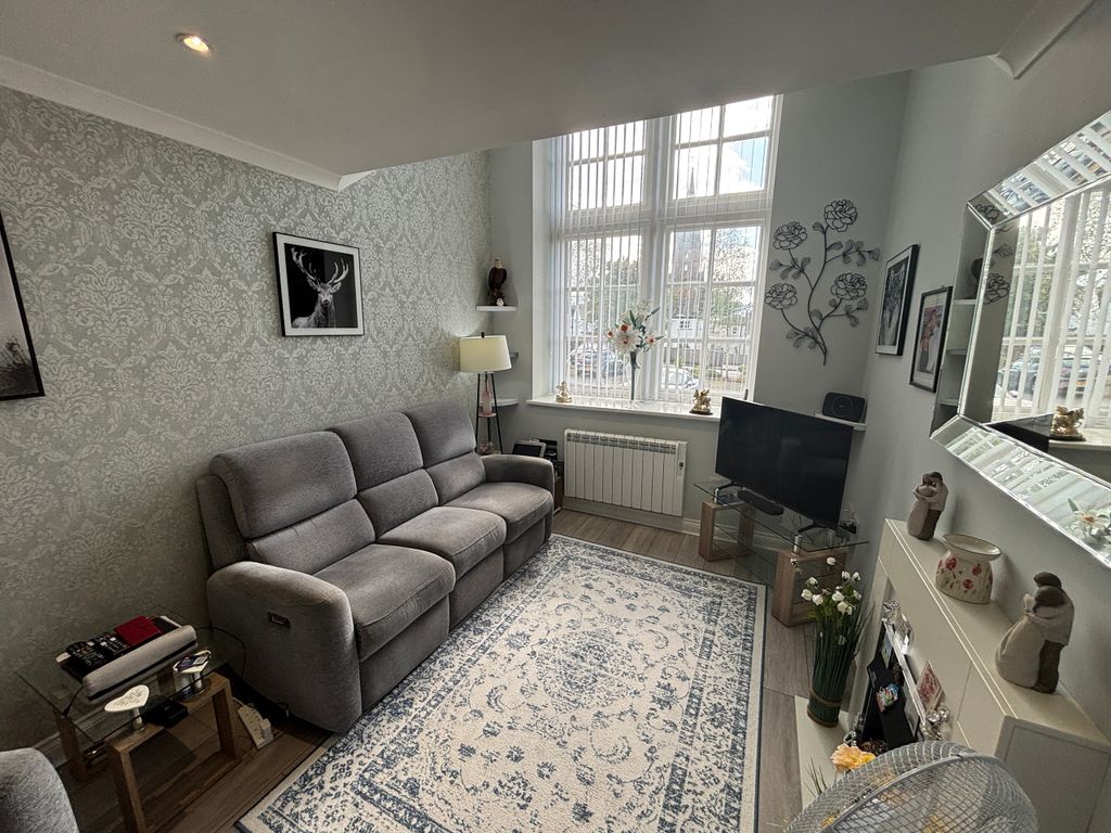 Property photo 3 of 11 3.Jpg
