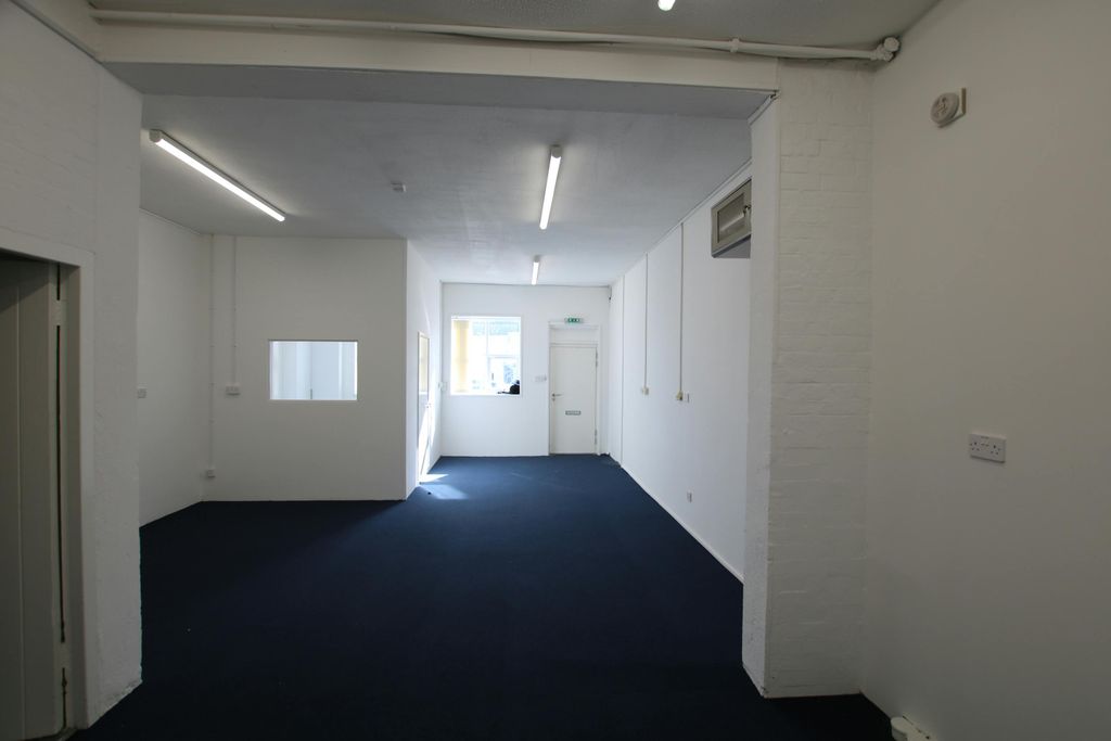 Property photo 3 of 4 Img_5628.Jpg