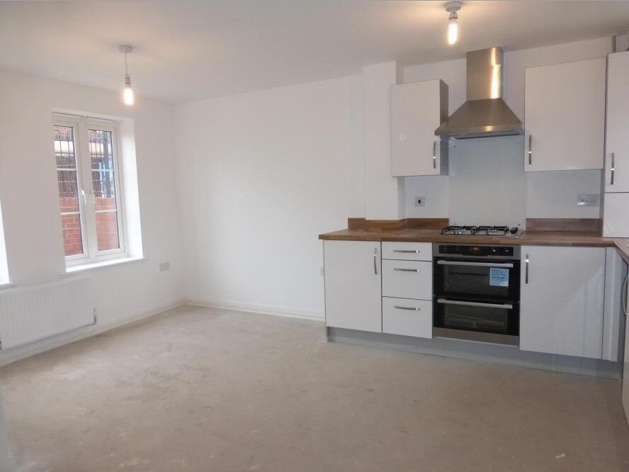 Property photo 3 of 5 Dining Room