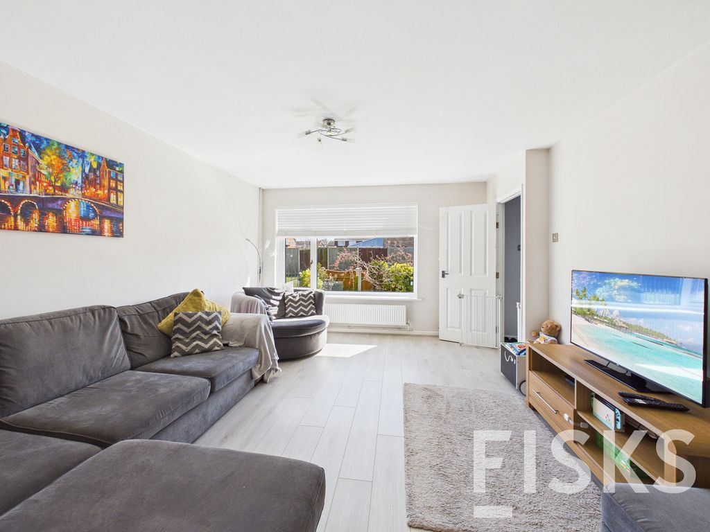 Property photo 3 of 15