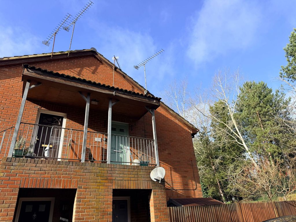 Property photo 1 of 5