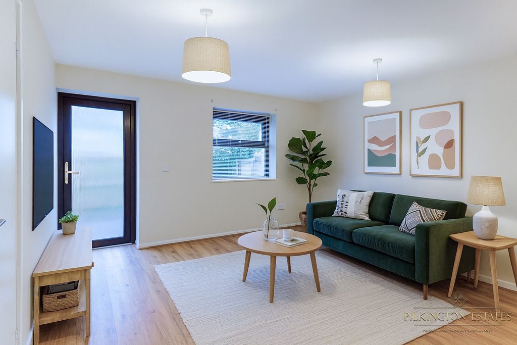 Property photo 2 of 10 4719474