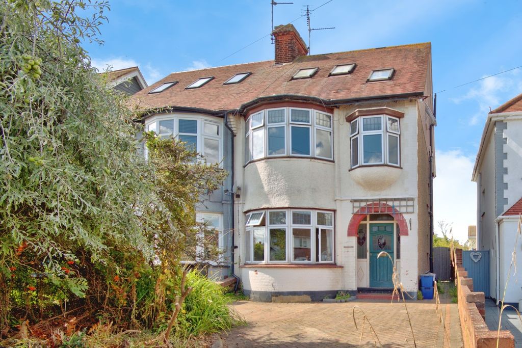 Property photo 1 of 17 Photo