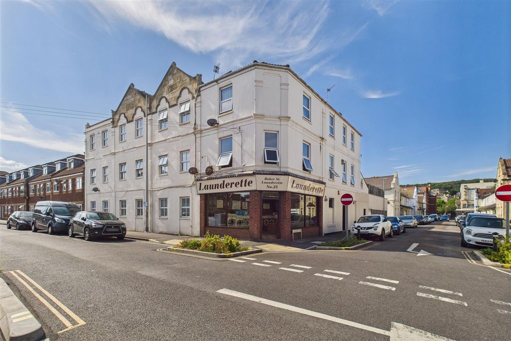 Property photo 1 of 34 25 Baker Street, Weston-Super-Vmare, North Somerse