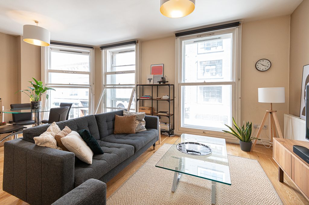 Property photo 2 of 23 Picture No. 22