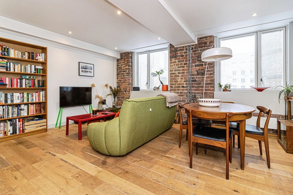 Property photo 2 of 13 Photo