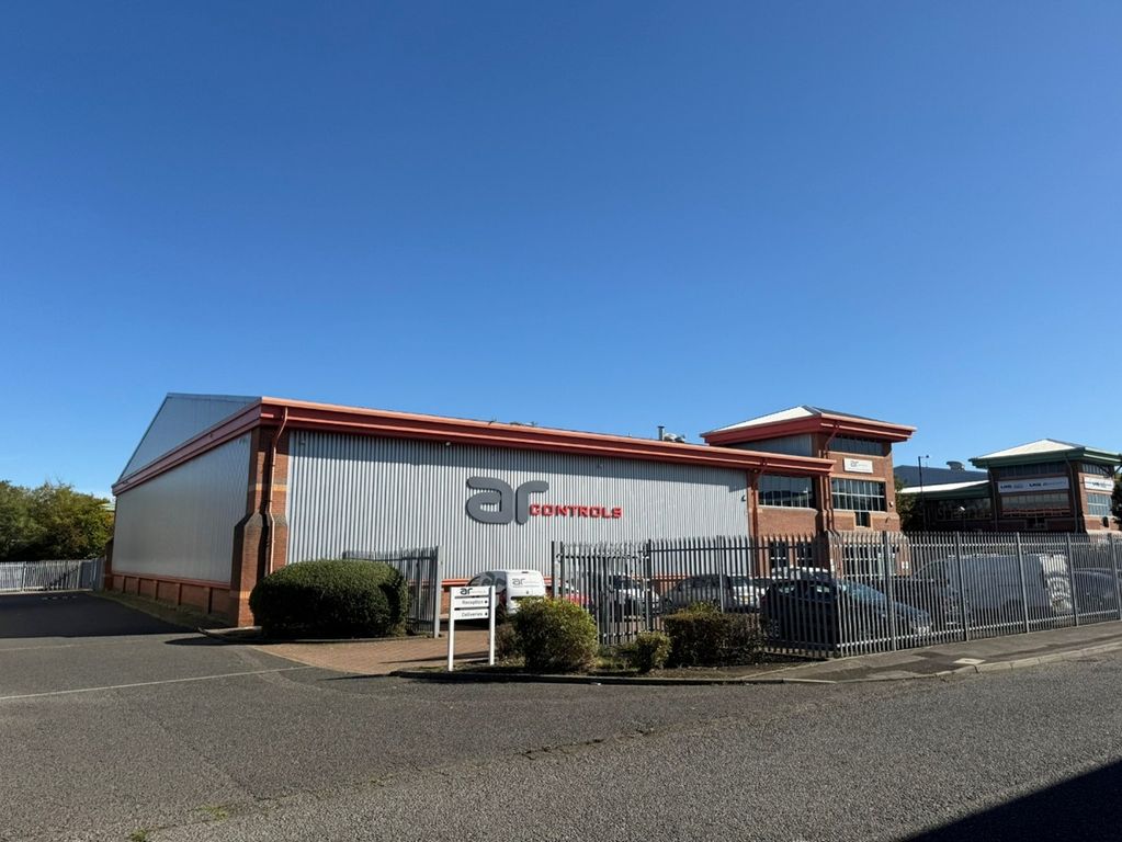 Property photo 3 of 5