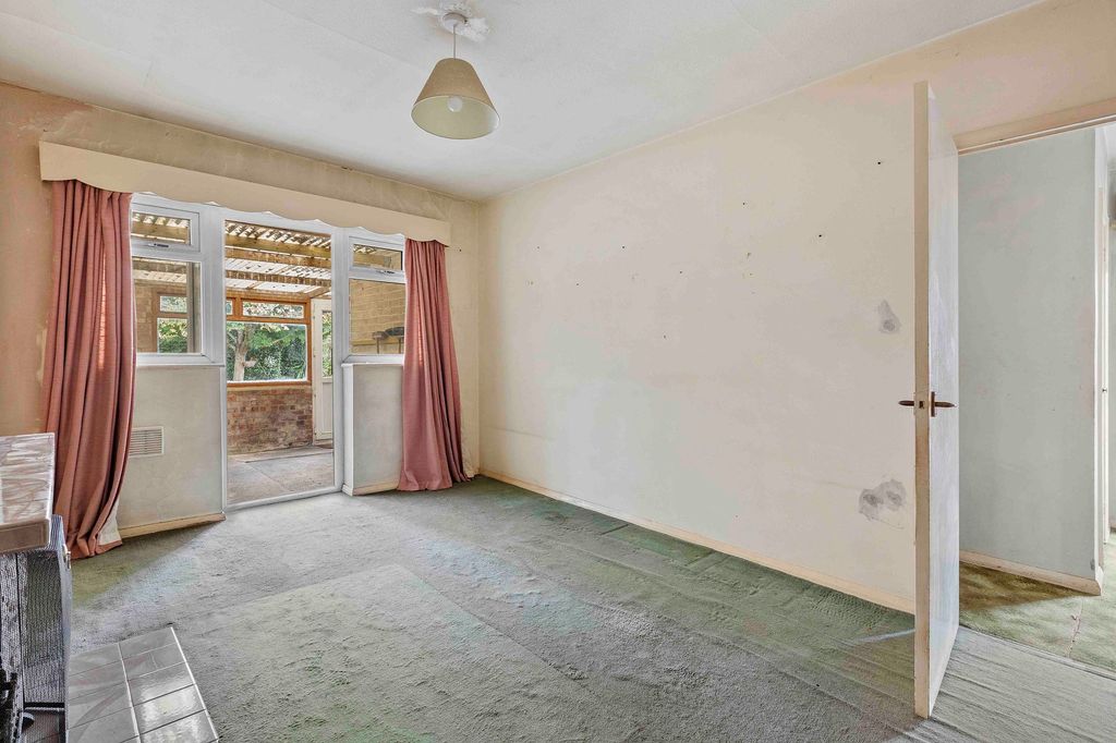 Property photo 3 of 8