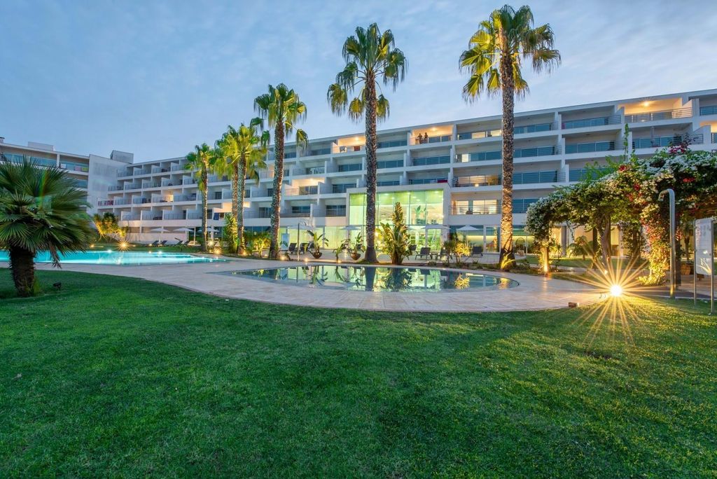 Property photo 2 of 30