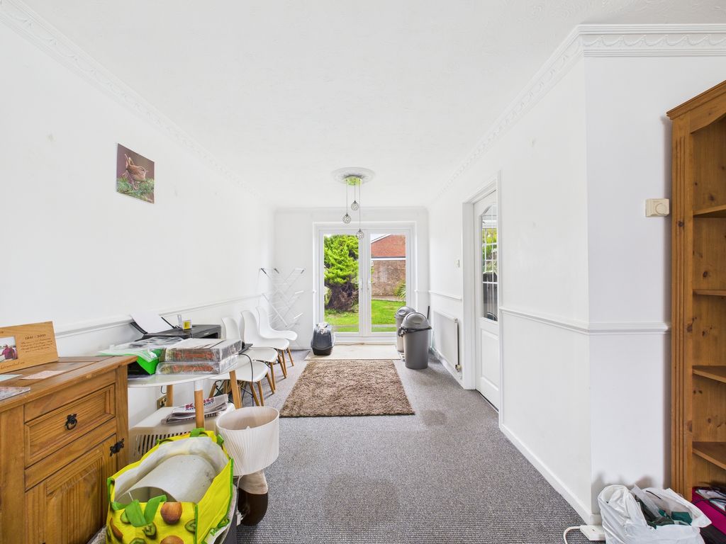 Property photo 3 of 9 Cam03519G0-Pr0409-Still004