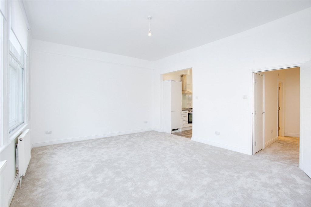 Property photo 2 of 8 Picture No. 02