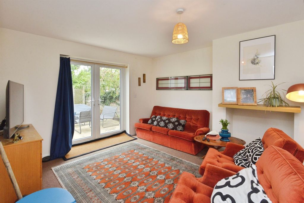 Property photo 2 of 18