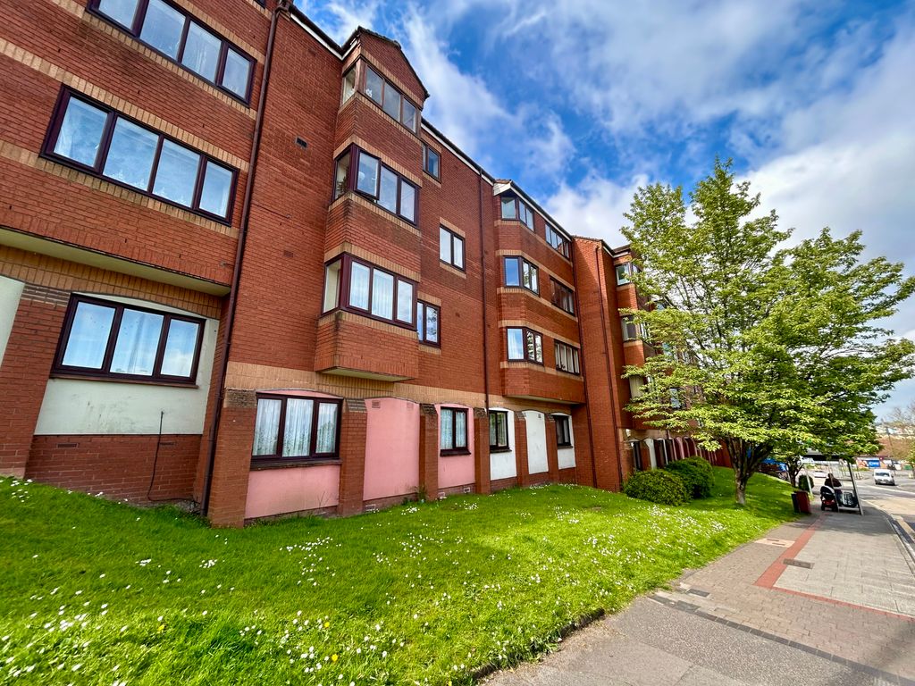 Property photo 1 of 9 View