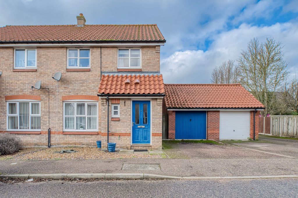 Property photo 1 of 18