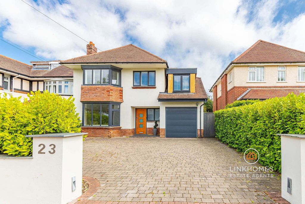 Property photo 1 of 33