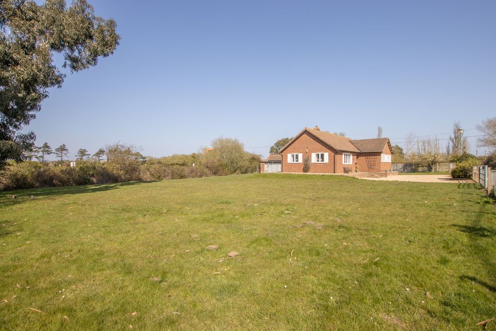 Property photo 3 of 24 4069297